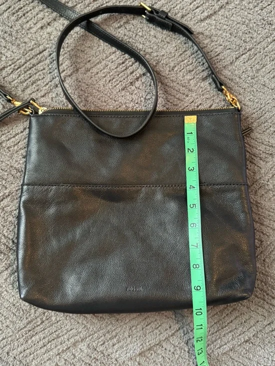 Fossil Black Leather Crossbody Bag with Gold Hardware - Picture 7 of 7